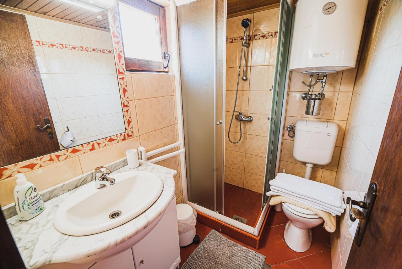 Wooden Cabin Zurej With Hot Tub Bukovje v Babni Gori Eksteriør bilde