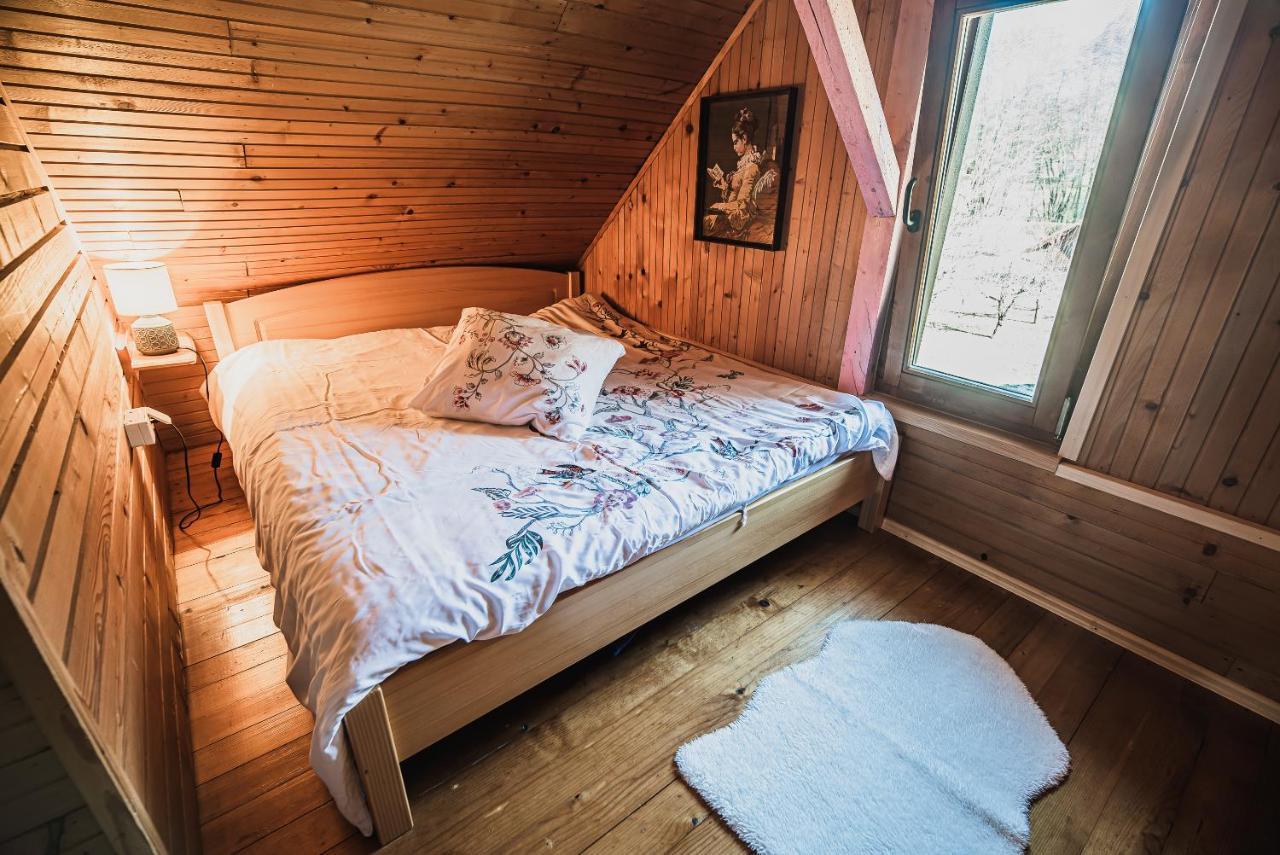 Wooden Cabin Zurej With Hot Tub Bukovje v Babni Gori Eksteriør bilde